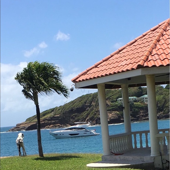 CLOSET CLOSING JUNE 6, 2023 ,PLUS PARADISE HOME ON THE OCEAN FOR SALE IN GRENADA - Picture 8 of 16